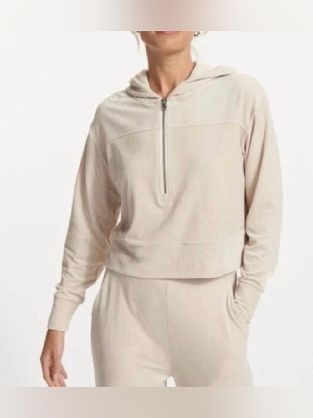 Vuori Haven Half Zip Crop Hoodie